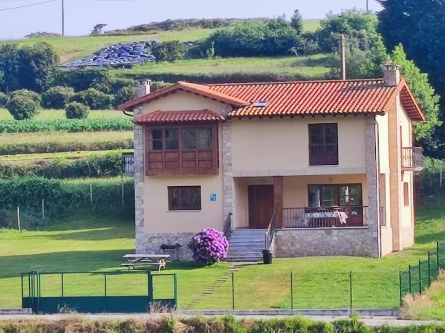 Casa Manuela Llanes Asturias. Villa Pendueles ภายนอก รูปภาพ